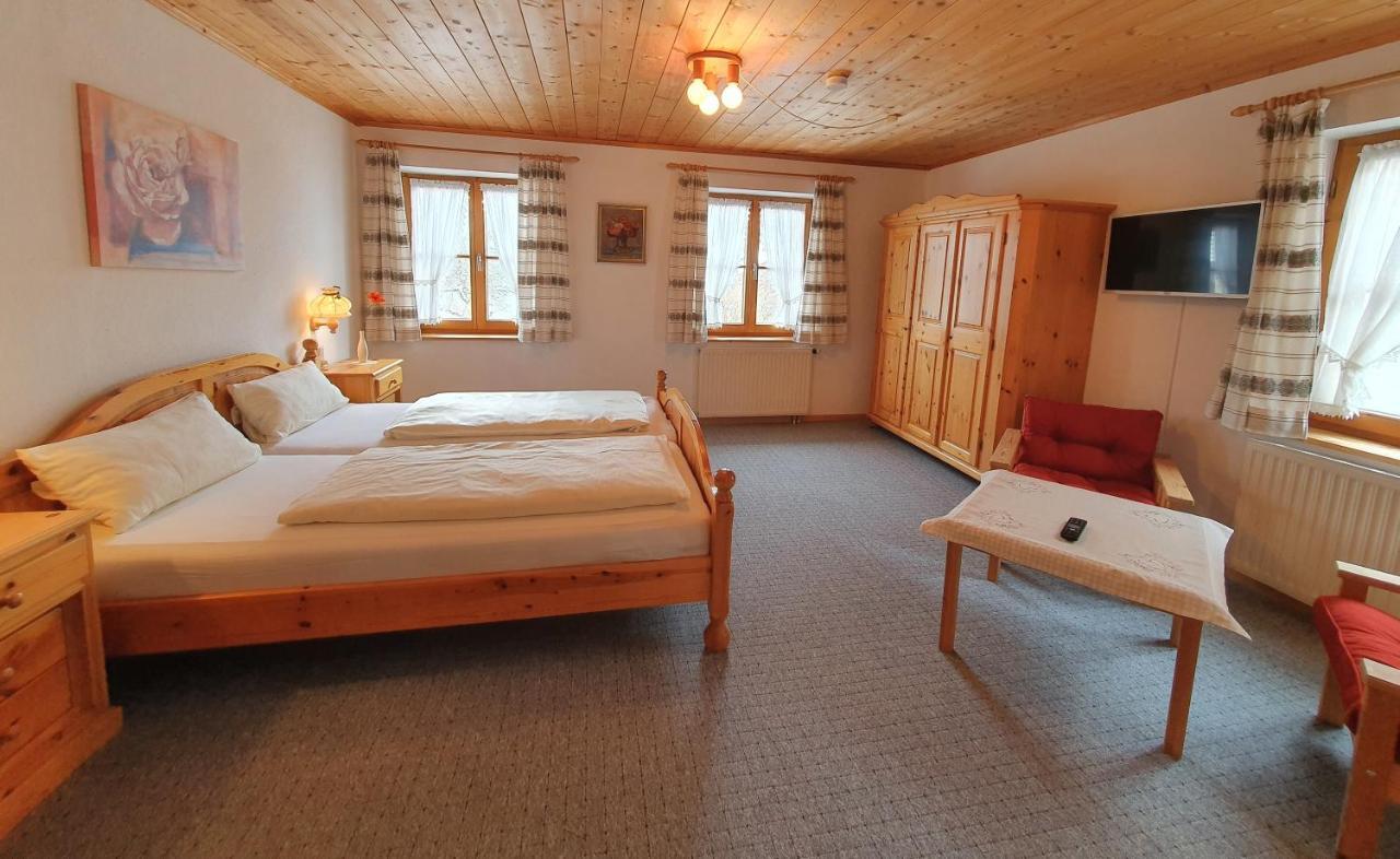 Doppelzimmer mit eigenem Bad